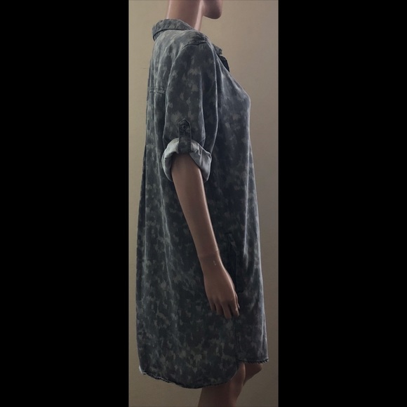 Philosophy Shirt Dress w/ Pockets - Picture 5 of 6